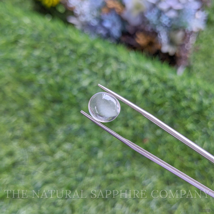 3.93 Ct. Cabochon Moonstone from Ceylon (Sri Lanka)