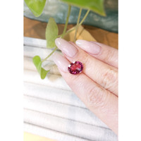 4.69 Ct. Pink Tourmaline from Mozambique Life Style