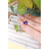 2.95 Ct. Violetish Blue Tanzanite from Tanzania Life Style