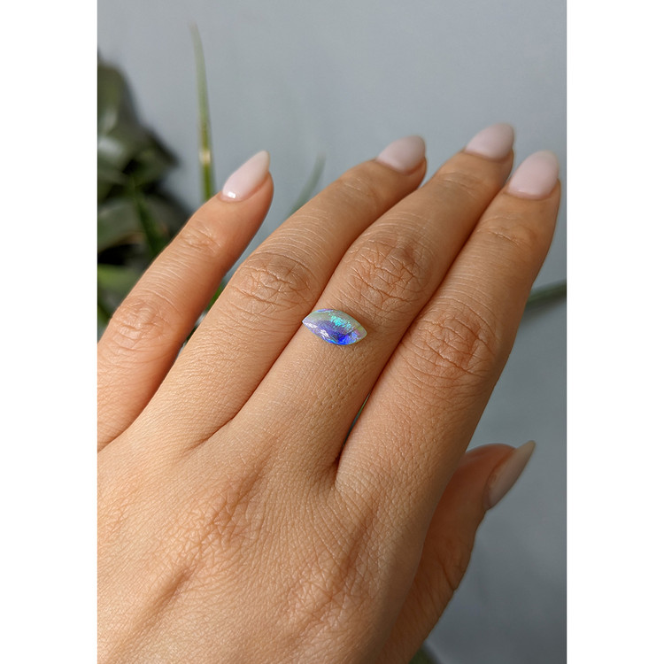 0.83 Ct. Cabochon Crystal/Jelly Opal from Australia