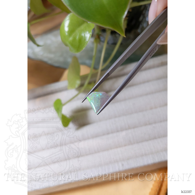 1.57 Ct. Crystal/Jelly Opal from Australia