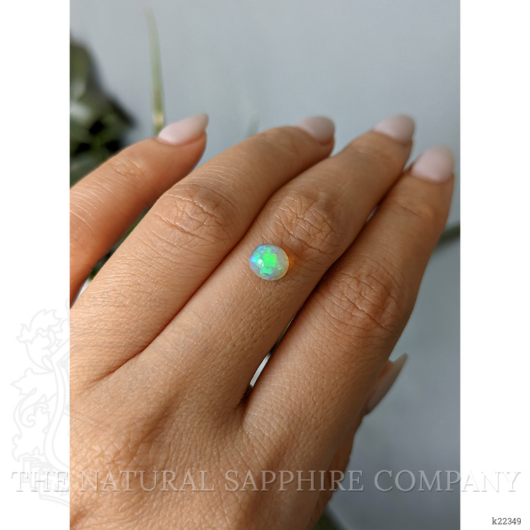 0.98 Ct. Cabochon Crystal/Jelly Opal from Australia