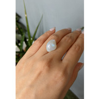 7.63 Ct. Cabochon Crystal/Jelly Opal from Australia Life Style