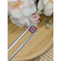 1.05 Ct. Rhodolite Garnet from Ceylon (Sri Lanka) Life Style