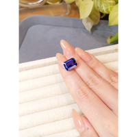 8.26 Ct. Violetish Blue Tanzanite from Tanzania Life Style