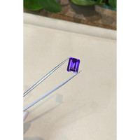 8.73 Ct. Violetish Blue Tanzanite from Tanzania Life Style