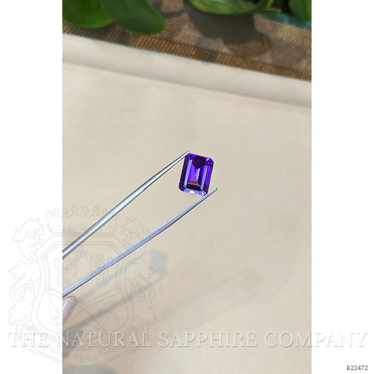8.73 Ct. Violetish Blue Tanzanite from Tanzania