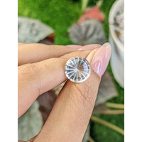 5.27 Ct. Quartz from Brazil Life Style