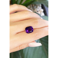 4.86 Ct. Amethyst from Brazil Life Style