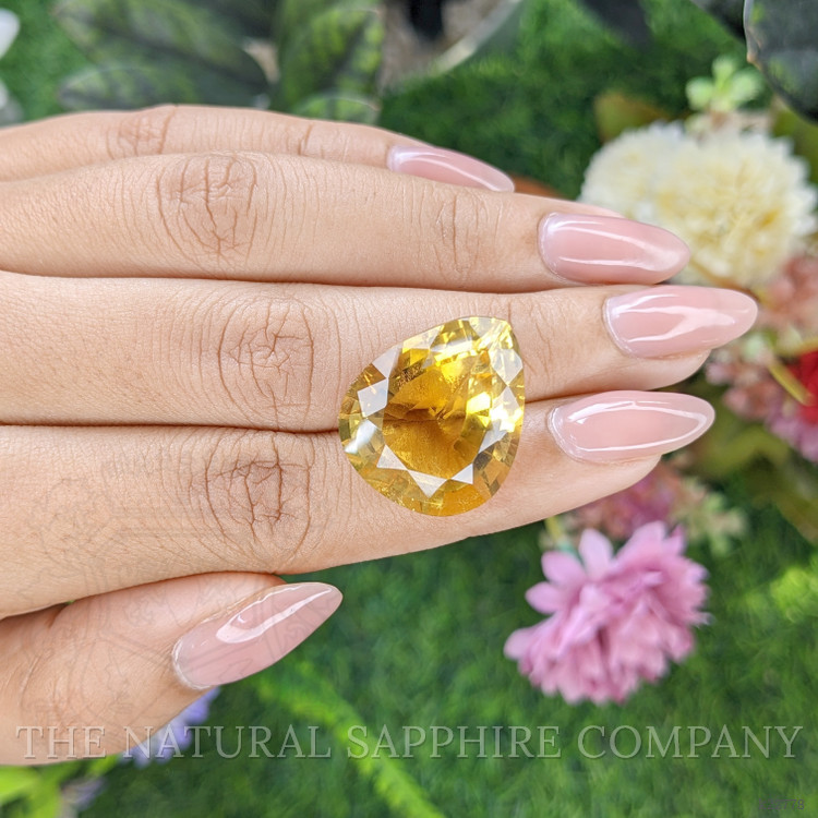 23.89 Ct. Brown Citrine from Ceylon (Sri Lanka)