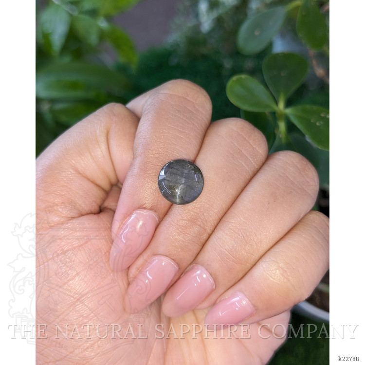 6.61 Ct. Green Cabochon Chrysoberyl from Ceylon (Sri Lanka)