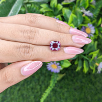 4.34 Ct. Purplish Pink Garnet from Ceylon (Sri Lanka) Life Style