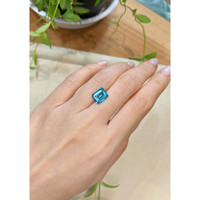 3.99 Ct. Greenish Blue Topaz from Brazil Life Style