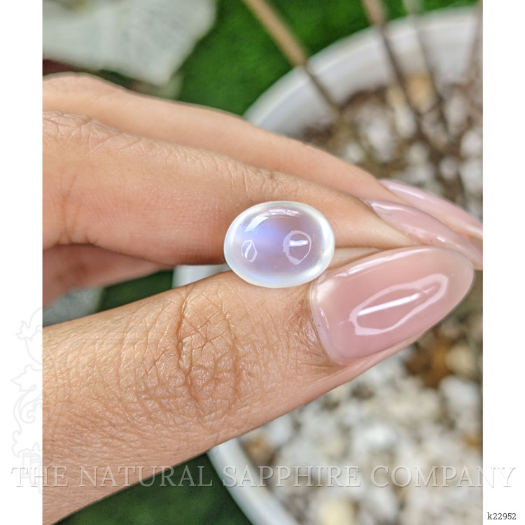 5.74 Ct. Cabochon Moonstone from Ceylon (Sri Lanka)