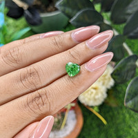 2.73 Ct. Tsavorite Garnet from Tanzania Life Style