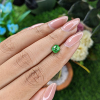 1.09 Ct. Tsavorite Garnet from Tanzania Life Style
