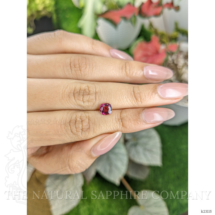 1.00 Ct. Purplish Pink Garnet from Ceylon (Sri Lanka)