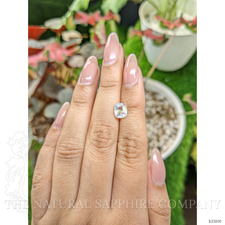 1.21 Ct. Moonstone from Ceylon (Sri Lanka)
