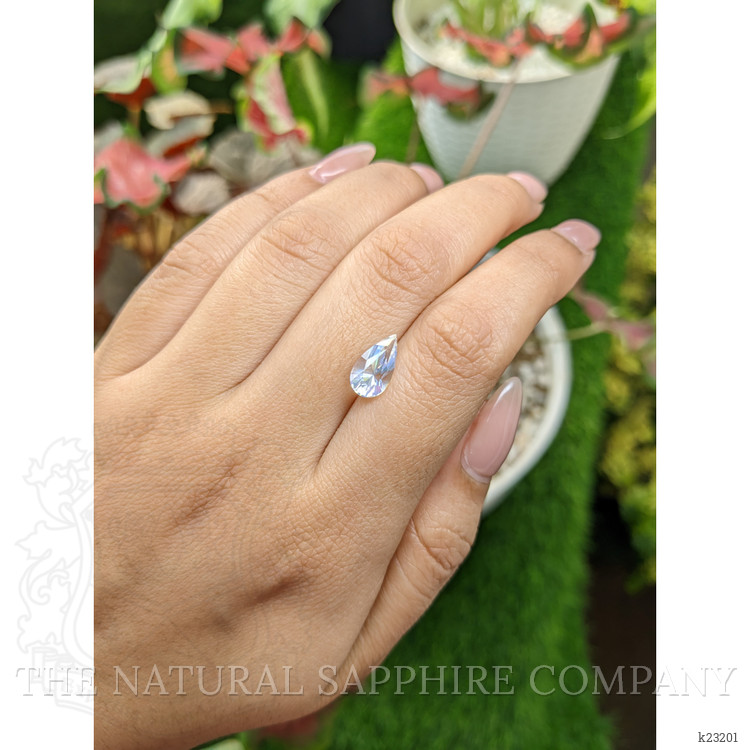 1.72 Ct. Moonstone from Ceylon (Sri Lanka)
