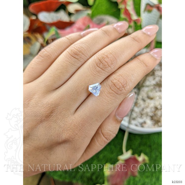 1.39 Ct. Moonstone from Ceylon (Sri Lanka)