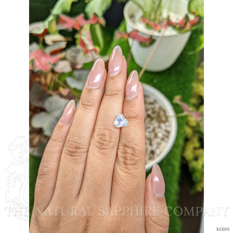 1.39 Ct. Moonstone from Ceylon (Sri Lanka)