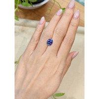 2.78 Ct. Violet Tanzanite from Tanzania Life Style