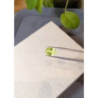4.07 Ct. Yellowish Green Chrysoberyl from Ceylon (Sri Lanka) Life Style