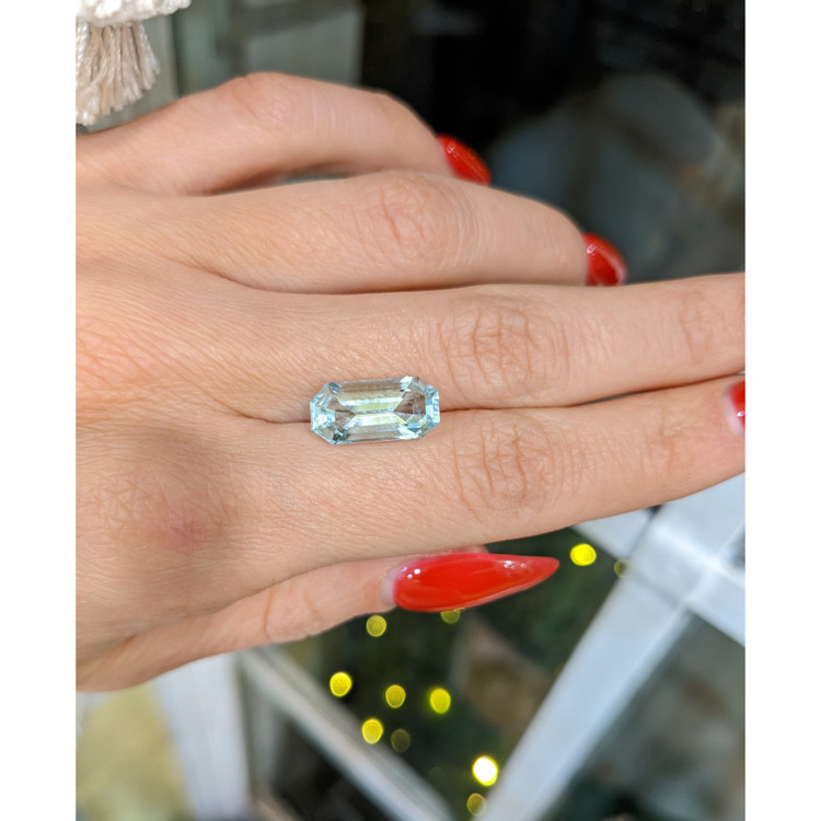 3.90 Ct. Aquamarine from Brazil