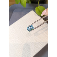 4.31 Ct. Blue Aquamarine from Mozambique Life Style