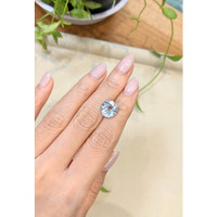 4.43 Ct. Blue Aquamarine from Nigeria Life Style