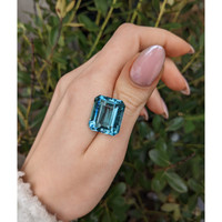 22.77 Ct. Blue Aquamarine from Brazil Life Style