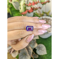 7.66 Ct. Purple Amethyst from Ceylon (Sri Lanka) Life Style