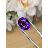 7.85 Ct. Purple Amethyst from Ceylon (Sri Lanka) Life Style