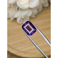 5.55 Ct. Purple Amethyst from Ceylon (Sri Lanka) Life Style