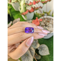 13.40 Ct. Purple Amethyst from Ceylon (Sri Lanka) Life Style