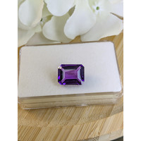 6.66 Ct. Purple Amethyst from Ceylon (Sri Lanka) Life Style