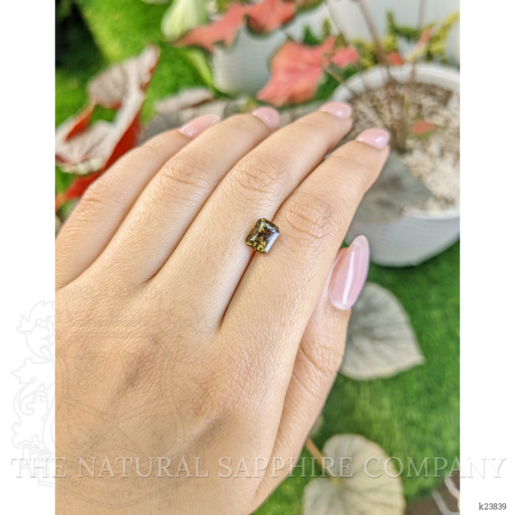 1.80 Ct. Yellowish Brown Chrysoberyl from Ceylon (Sri Lanka)