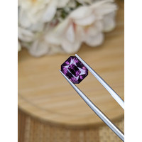 4.57 Ct. Pinkish Purple Spinel from Ceylon (Sri Lanka) Life Style