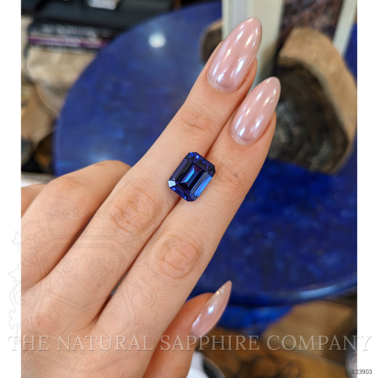 7.83 Ct. Violetish Blue Tanzanite from Tanzania