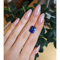 7.83 Ct. Violetish Blue Tanzanite from Tanzania Life Style
