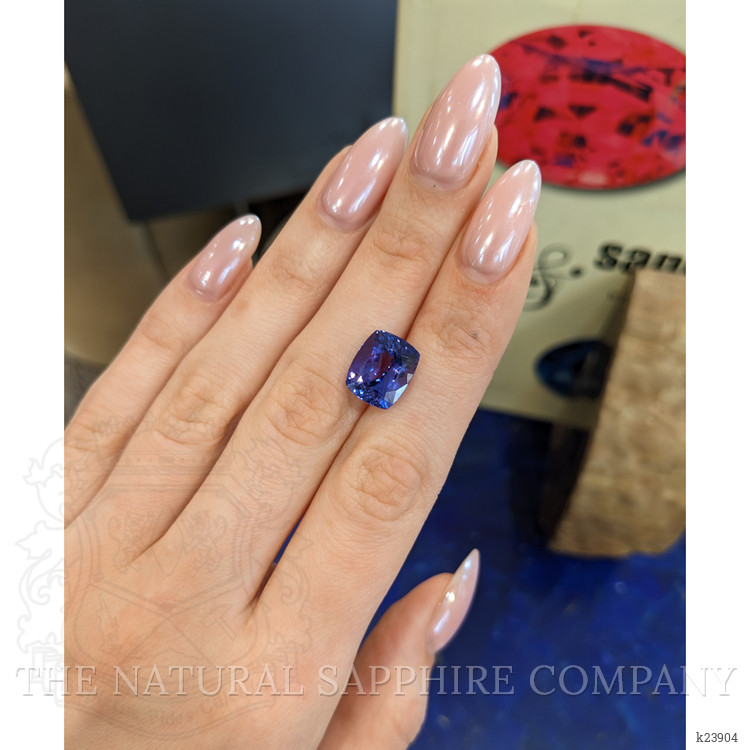 7.18 Ct. Violetish Blue Tanzanite from Tanzania
