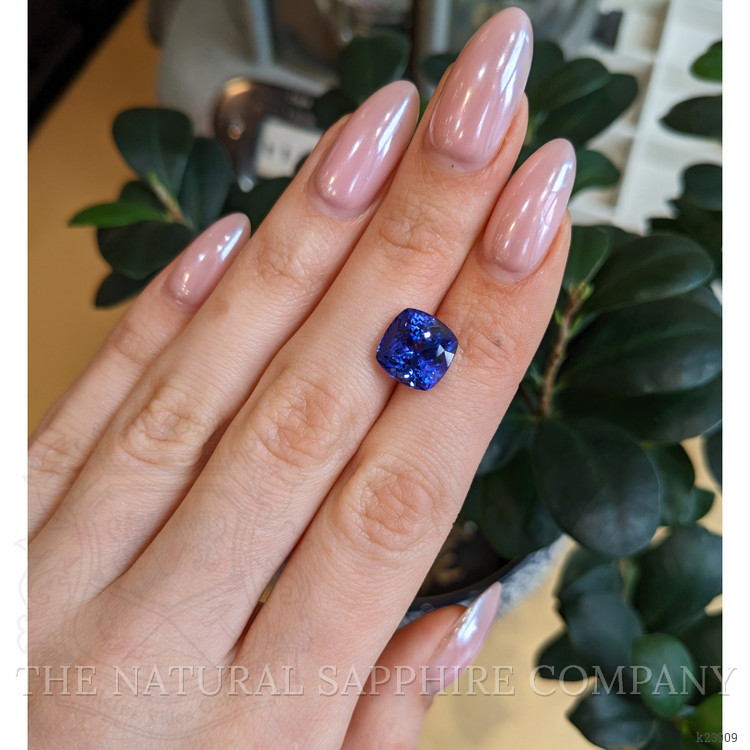 6.39 Ct. Blue Tanzanite from Tanzania