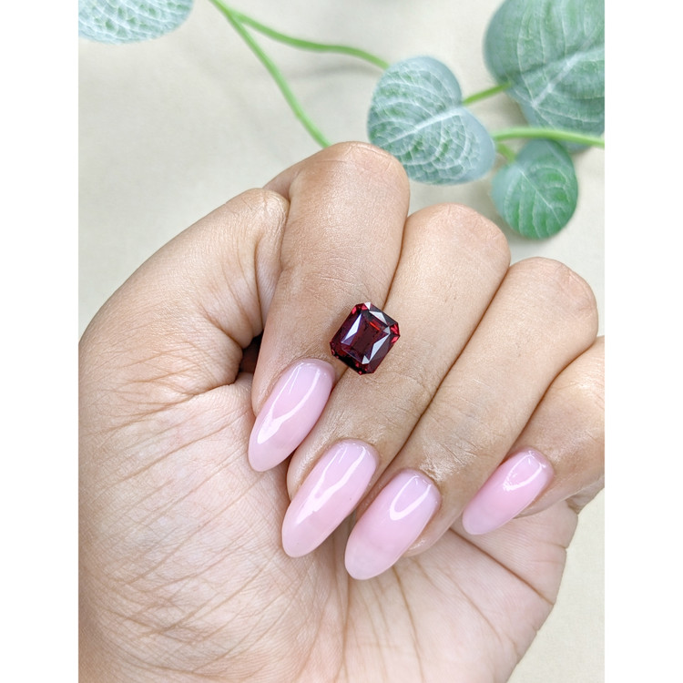 3.91 Ct. Purplish Red Rhodolite Garnet from Tanzania