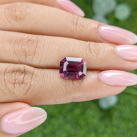 5.49 Ct. Purplish Pink Rhodolite Garnet from Tanzania Life Style