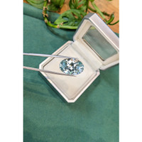 17.66 Ct. Blue Aquamarine from Brazil Life Style