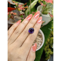 6.90 Ct. Purple Amethyst from Ceylon (Sri Lanka) Life Style