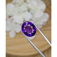 9.95 Ct. Purple Amethyst from Ceylon (Sri Lanka) Life Style