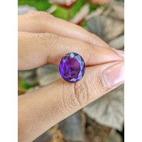 8.57 Ct. Purple Amethyst from Ceylon (Sri Lanka) Life Style