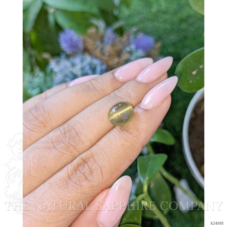 7.46 Ct. Cabochon Alexandrite from Tanzania