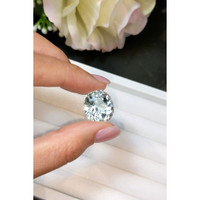 18.94 Ct. Aquamarine from Ceylon (Sri Lanka) Life Style